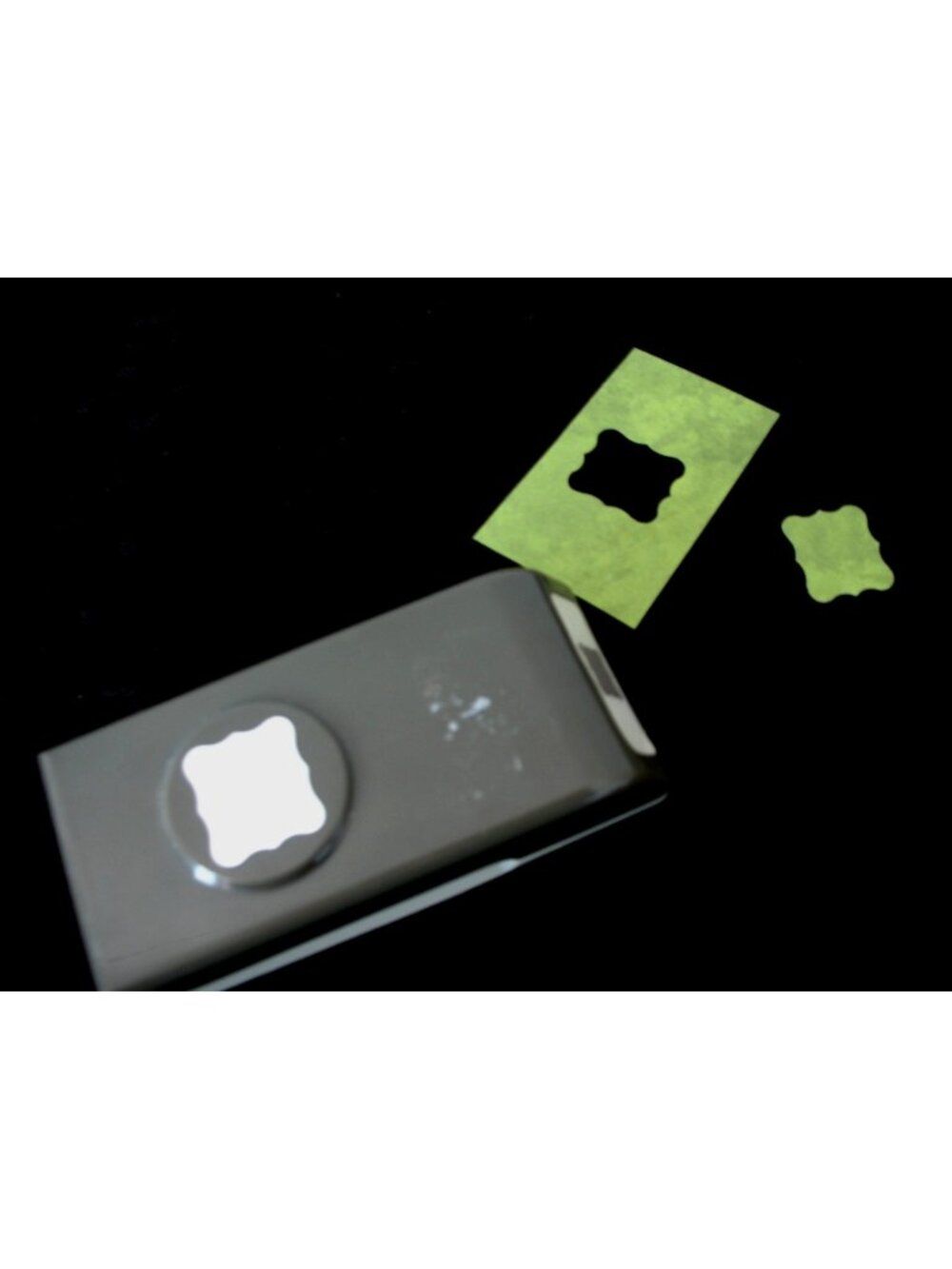 EK Success Tools Border fancy square,  Paper Punch